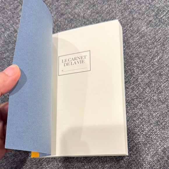 Sezane Notebook Bundle - Picture 4 of 16